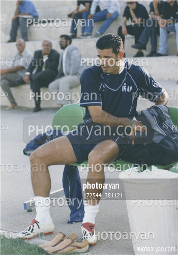 بازیکنان دهه های مختلف فوتبال ایران 40-علی دایی  Ali Daei,