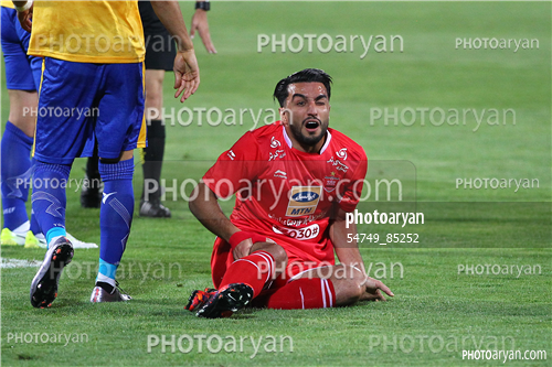 پرسپولیس  0-نفت مسجد سلیمان  0 (97/05/26)-سیامک نعمتی,