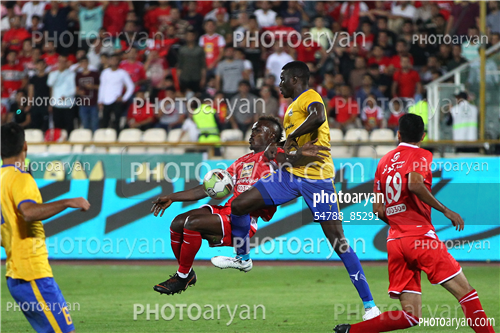 پرسپولیس  0-نفت مسجد سلیمان  0 (97/05/26)-گادوین منشاGodwin Mensha,
