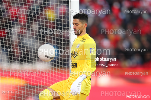 استقلال 1- پرسپولیس  1 (1400/12/26)-