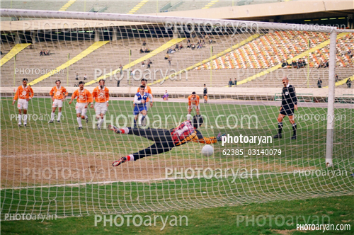 بازیکنان دهه های مختلف فوتبال ایران 19-