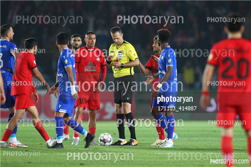 استقلال 0-تراکتور 2    (1403/08/10)-