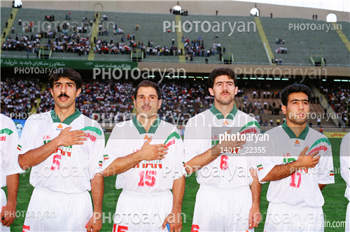 بازیکنان دهه های مختلف فوتبال ایران 1-افشین پیروانی,مهدی مهدوی کیا,کریم باقری,علی اکبراستاداسدی,