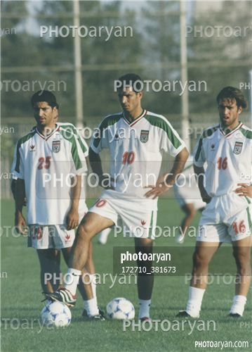 بازیکنان دهه های مختلف فوتبال ایران 40-مهرداد میناوند,علی دایی  Ali Daei,علی کریمی Ali Karimi,