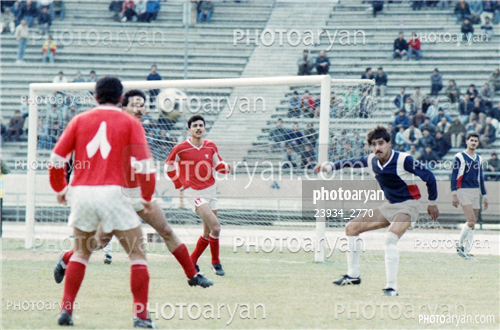 بازیکنان دهه های مختلف فوتبال ایران 10-افشین پیروانی,کریم باوی,