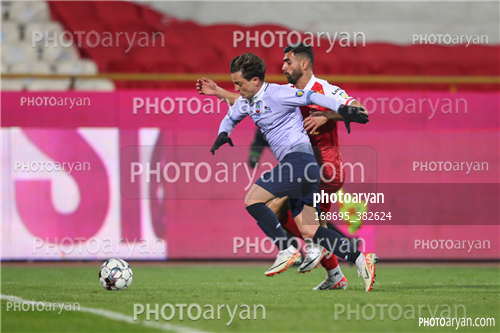 پرسپولیس 2-تراکتور 0  (1402/12/02)-سینا اسد بیگی,گوستاوو واگنین,