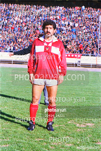 استقلال 0-پیروزی 1-  68/9/17-محمد پنجعلی,