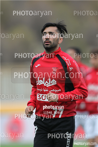نفت تهران 0-پرسپولیس 2( 95/12/15)-محسن مسلمان,