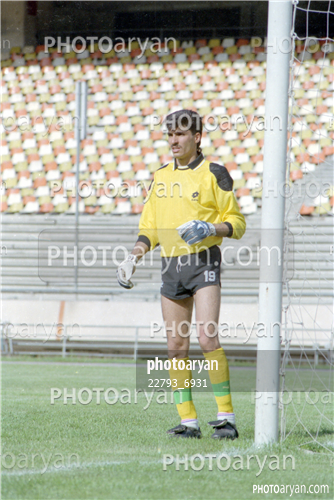 بازیکنان دهه های مختلف فوتبال ایران 9-محمودخوراکچی,