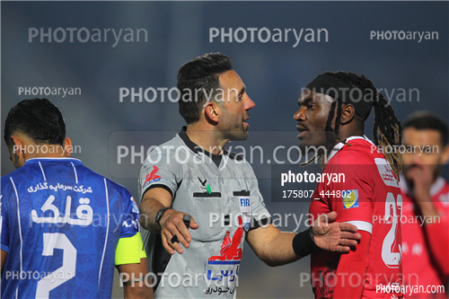 پرسپولیس 0-استقلال  0  (1404/09/14)-