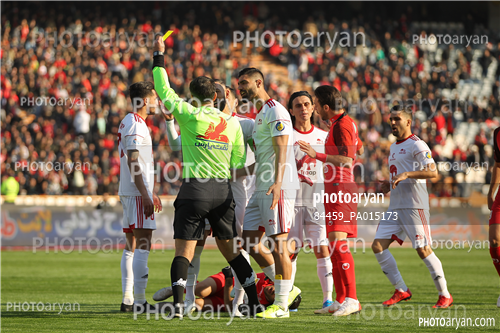 پرسپولیس 2-تراکتور سازی 0 (98/11/06)-شجاع خلیل زاده,وحید امیری,ساسان انصاری,اشکان دژاگه,محمدرضا اکبریان,رضا اسدی,