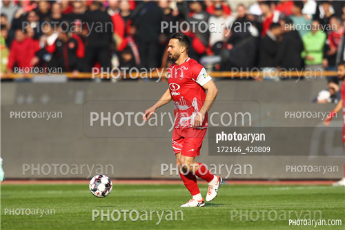 پرسپولیس  2-تراکتور  0    (1403/11/07)-