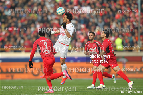 پرسپولیس 3- تراکتورسازی تبریز‎ (95/11/17)0-مهدی طارمی,سروش رفیعی,کمال کامیابی نیا,فرزاد حاتمی,