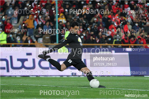 استقلال 1- پرسپولیس  1 (1400/12/26)-