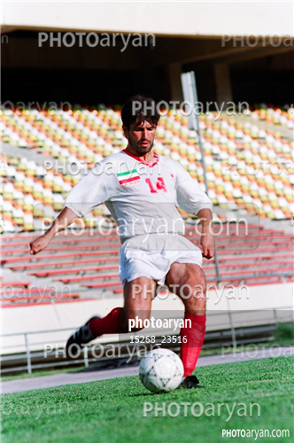 بازیکنان دهه های مختلف فوتبال ایران 2-حمید استیلی,