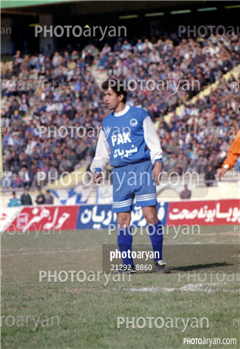 بازیکنان دهه های مختلف فوتبال ایران 5-محسن گروسی,