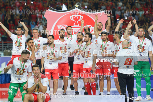 پرسپولیس 1 -داماش گیلان 0  (98/03/12)-سروش رفیعی,حسین ماهینی,کمال کامیابی نیا,مهدی ترابی,ابوالفضل درویشوند,مهدی شیری,سیامک نعمتی,بوژیدار رادوشویچ,ماریو بودیمیرMario Budimir,
