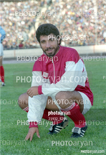 بازیکنان دهه های مختلف فوتبال ایران 7-مجتبی محرمی,