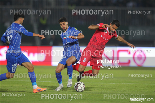 پرسپولیس 0-استقلال  0  (1404/09/14)-