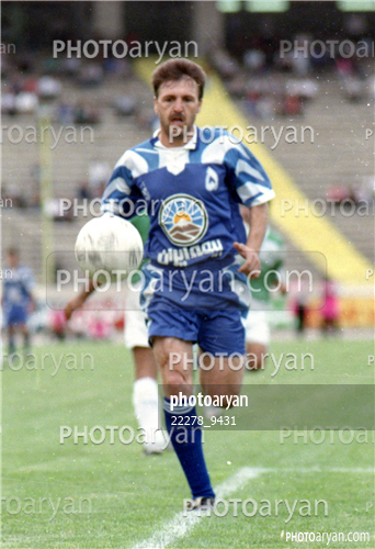 بازیکنان دهه های مختلف فوتبال ایران 8-جواد زرینچه,