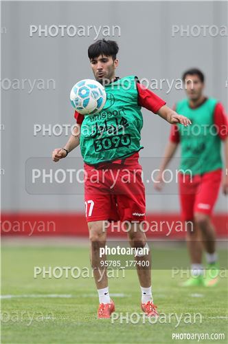 تمرین پرسپولیس در ورزشگاه درفشی فر 95/02/13-محسن مسلمان,