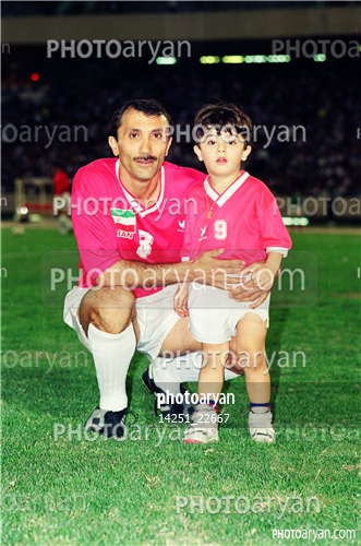 بازیکنان دهه های مختلف فوتبال ایران 1-حمید درخشان,تیم ملی,