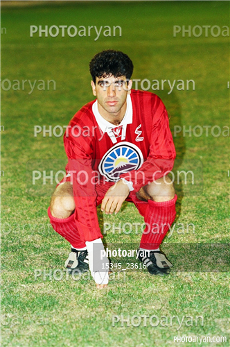 بازیکنان دهه های مختلف فوتبال ایران 2-بهروز رهبری فر,