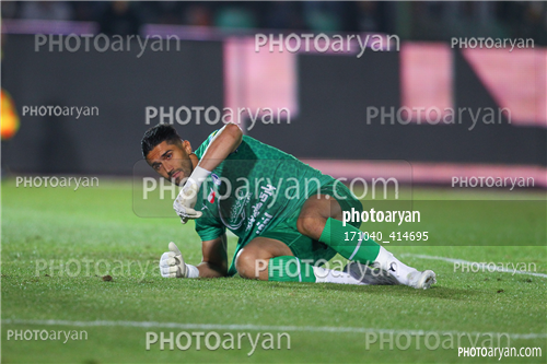 استقلال 0-تراکتور 2    (1403/08/10)-