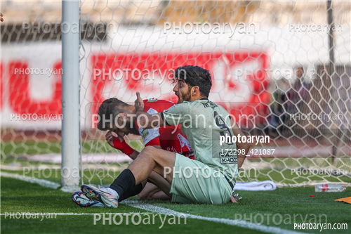 پرسپولیس  2-تراکتور  0    (1403/11/07)-