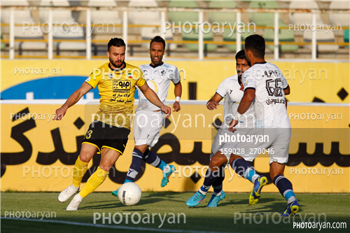 پیکان 0- سپاهان 1  (1401/02/19)-