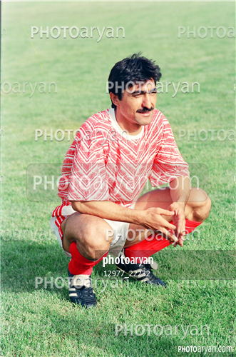 بازیکنان دهه های مختلف فوتبال ایران 1-ناصر محمدخانی,