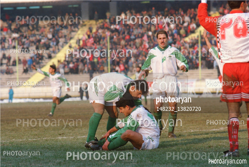 بازیکنان دهه های مختلف فوتبال ایران24 -