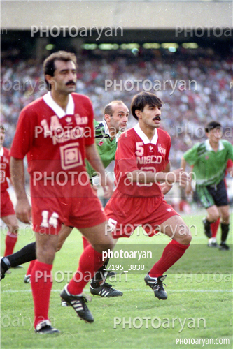 بازیکنان دهه های مختلف فوتبال ایران 11-افشین پیروانی,سید علی افتخاری,