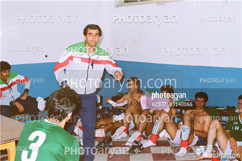 بازیکنان دهه های مختلف فوتبال ایران 19-