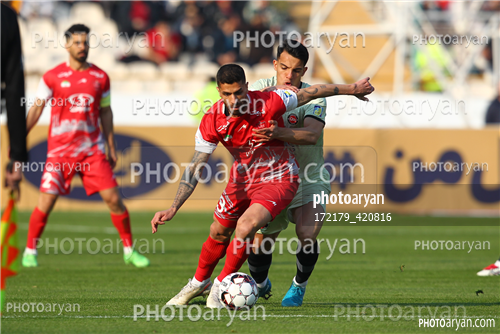 پرسپولیس  2-تراکتور  0    (1403/11/07)-