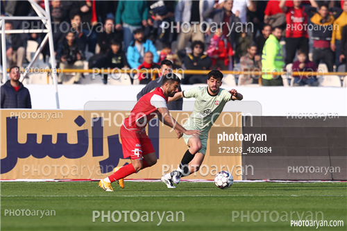 پرسپولیس  2-تراکتور  0    (1403/11/07)-