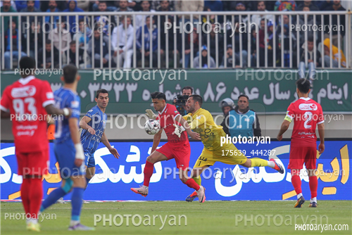 پرسپولیس 0-استقلال  0  (1404/09/14)-