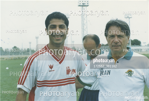 بازیکنان دهه های مختلف فوتبال ایران 40-مهرداد میناوند,