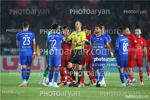 استقلال 0-تراکتور 2    (1403/08/10)-