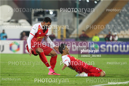 پرسپولیس 2-تراکتور 0  (1402/12/02)-