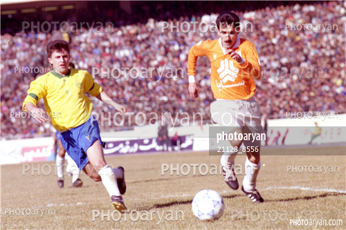 بازیکنان دهه های مختلف فوتبال ایران 4-مسعود استیلی,