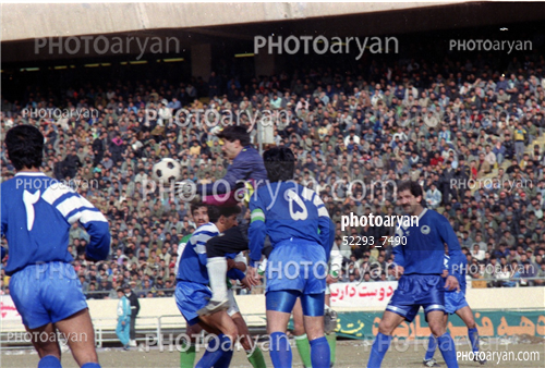 بازیکنان دهه های مختلف فوتبال ایران 12-شاهین بیانی,مهدی فنونی زاده,حمید بابازاده,