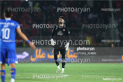 استقلال 0-تراکتور 2    (1403/08/10)-