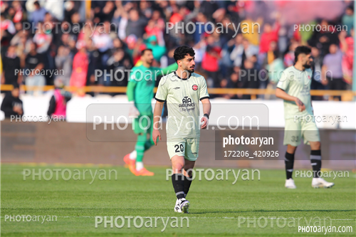 پرسپولیس  2-تراکتور  0    (1403/11/07)-