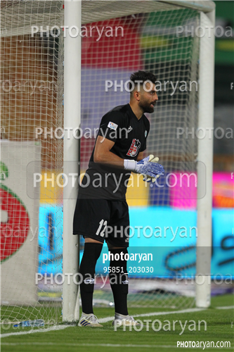  پرسپولیس 0-ذوب آهن 1 (99/05/17)-یوسف بهزادی,