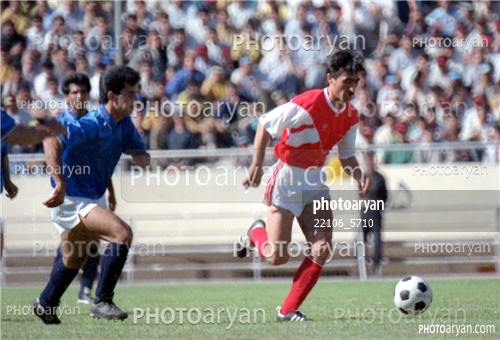 بازیکنان دهه های مختلف فوتبال ایران 7-ناصر محمدخانی,