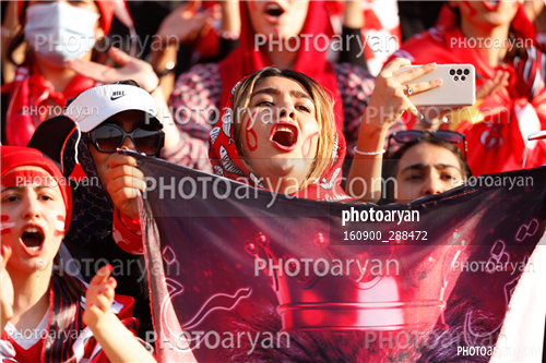 پرسپولیس 2-صنعت نفت آبادان 0 (1401/06/09)-تماشاگران,