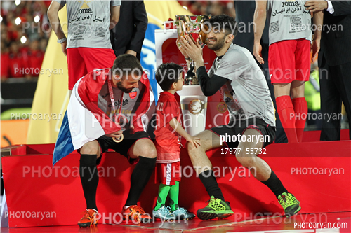 جشن قهرمانی تیم فوتبال پرسپولیس 96/01/30-علیرضا بیرانوند,بوژیدار رادوشویچ,