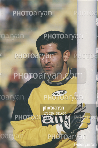 بازیکنان دهه های مختلف فوتبال ایران 40-داوود فنایی,