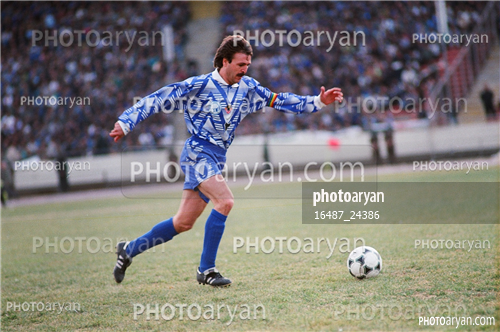 بازیکنان دهه های مختلف فوتبال ایران 2-جواد زرینچه,